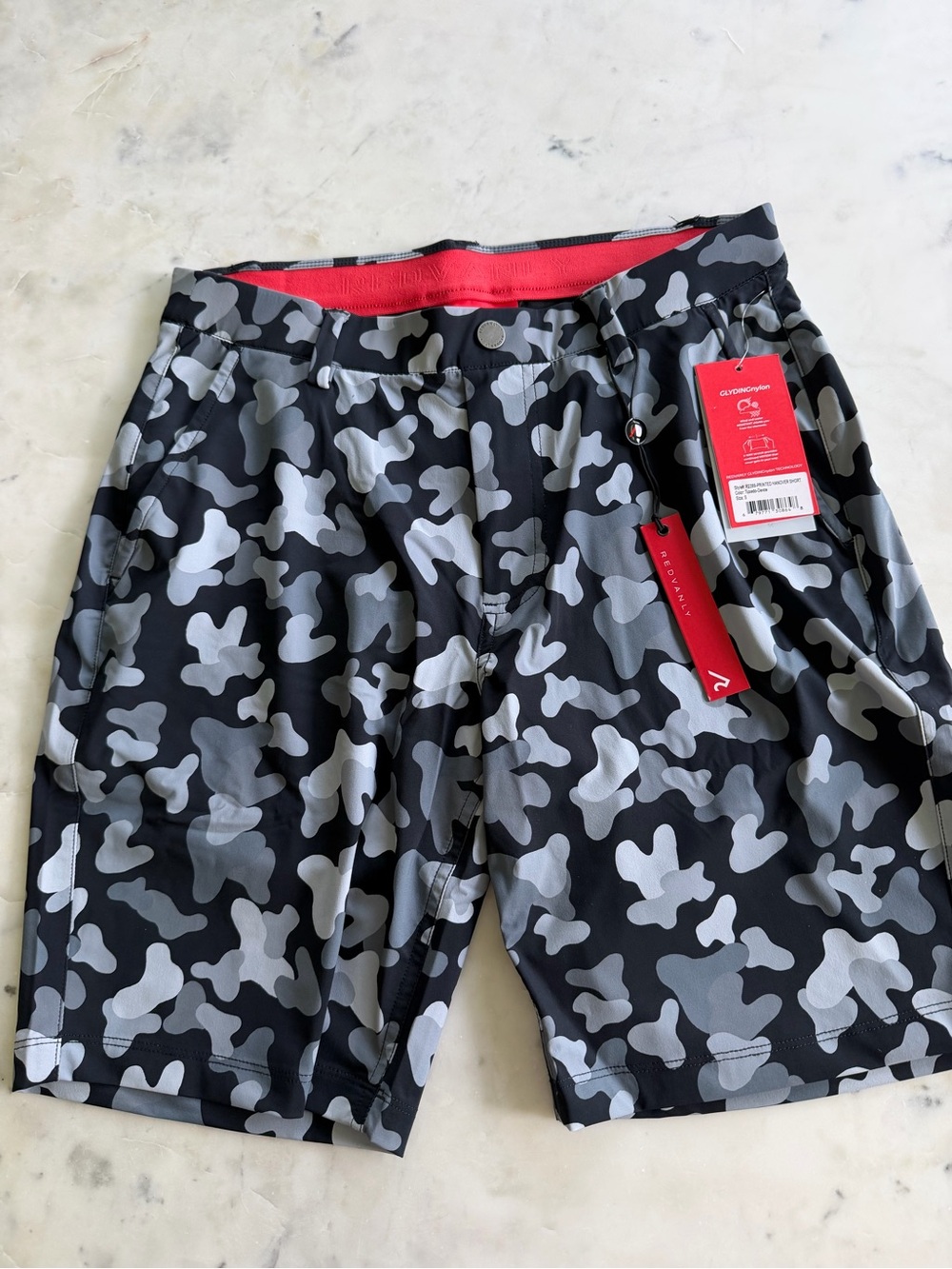 NWT Redvanly Hanover Golf Shorts Men’s Small Tuxedo Devoe 7.5” Inseam